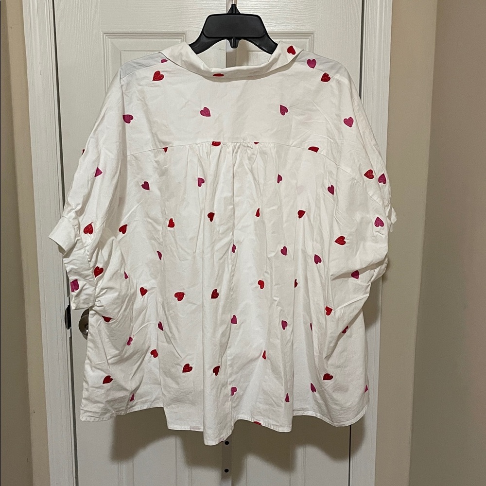 Heart Patterned Button-Down Shirt - Picture 4 of 4
